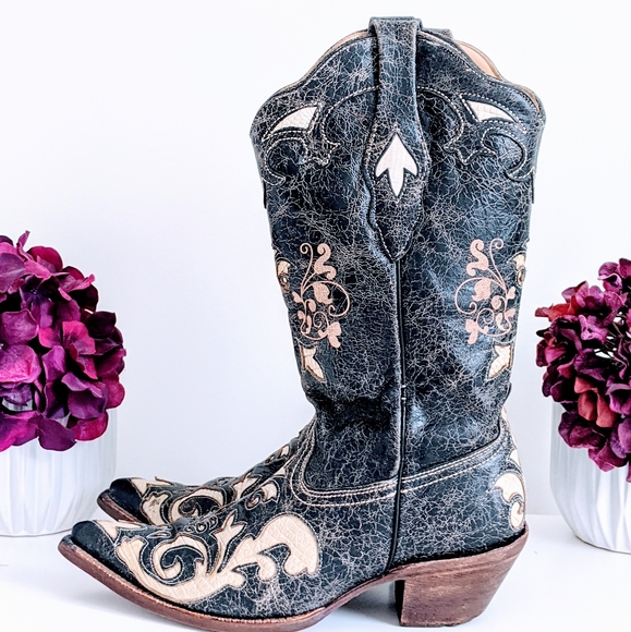 Corral Black and Cream Heeled Boots - Picture 4 of 8